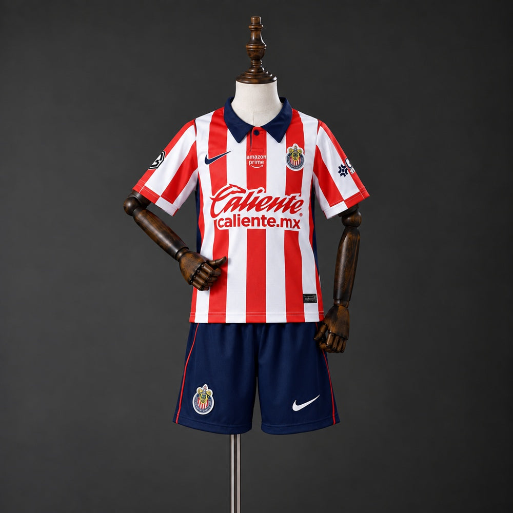 Camiseta + Short Chivas de Guadalajara Local 26/27 Niños